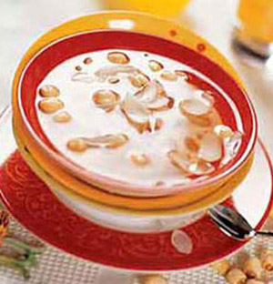 芡实莲子百合汤